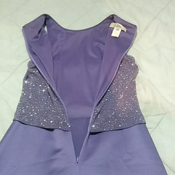 Dress - Picture 4 of 6